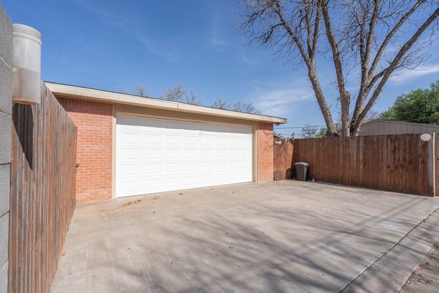 1611 N K St, Midland, TX 79701