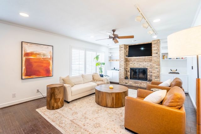 1611 N K St, Midland, TX 79701