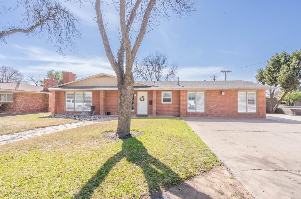 1611 N K St, Midland, TX 79701