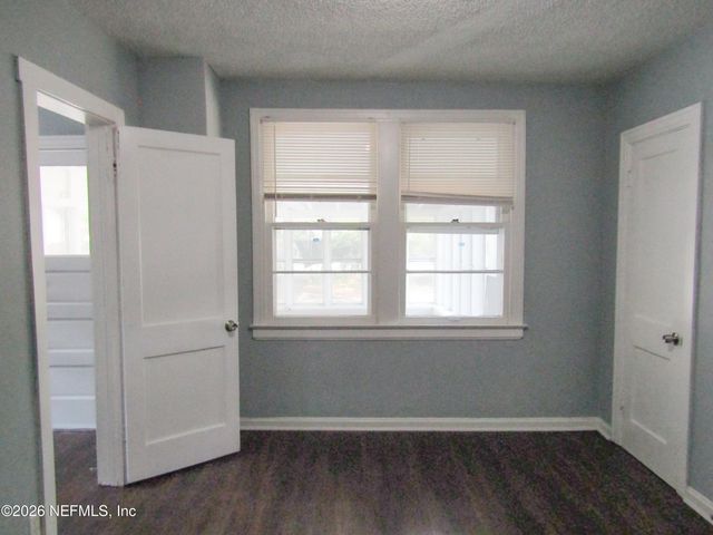 810 MACKINAW Street, Jacksonville, FL 32254