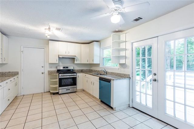 2472 Landington Way, Duluth, GA 30096