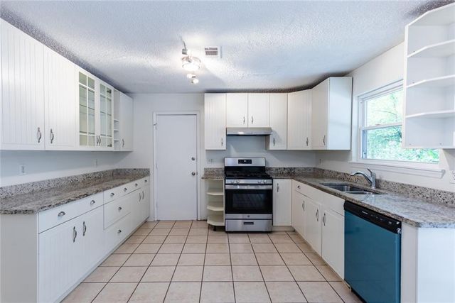 2472 Landington Way, Duluth, GA 30096