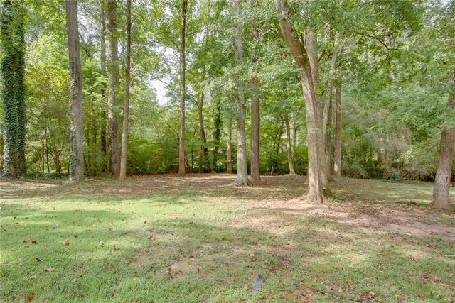 2472 Landington Way, Duluth, GA 30096