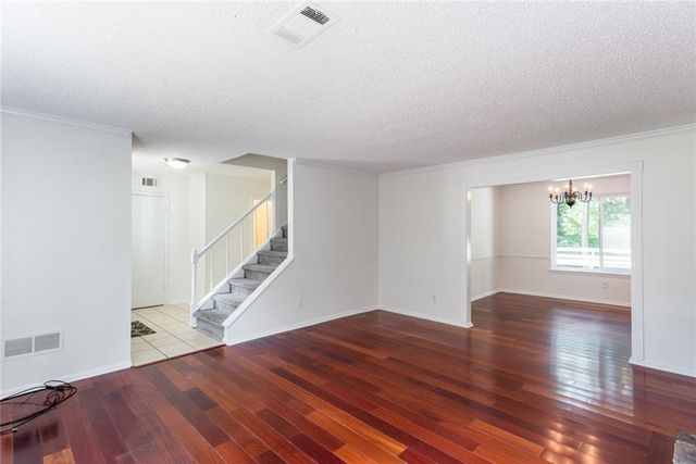 2472 Landington Way, Duluth, GA 30096