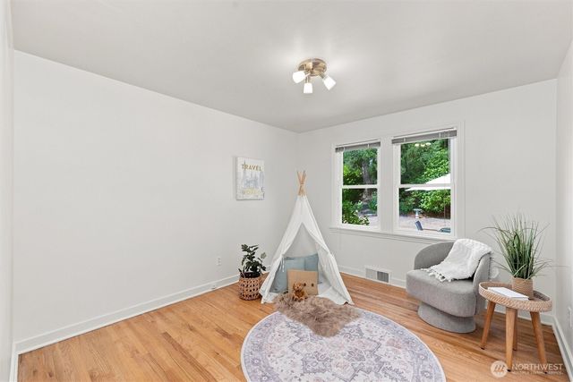 4806 Purdue Avenue NE, Seattle, WA 98105