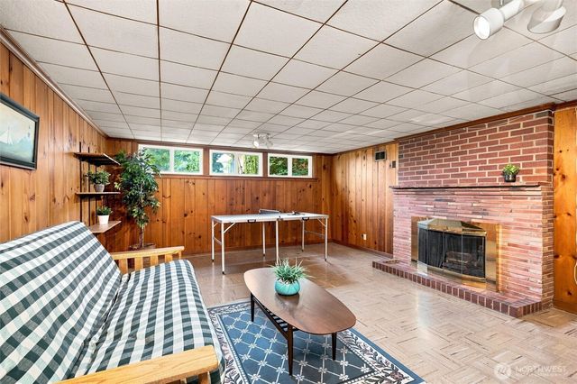 4806 Purdue Avenue NE, Seattle, WA 98105