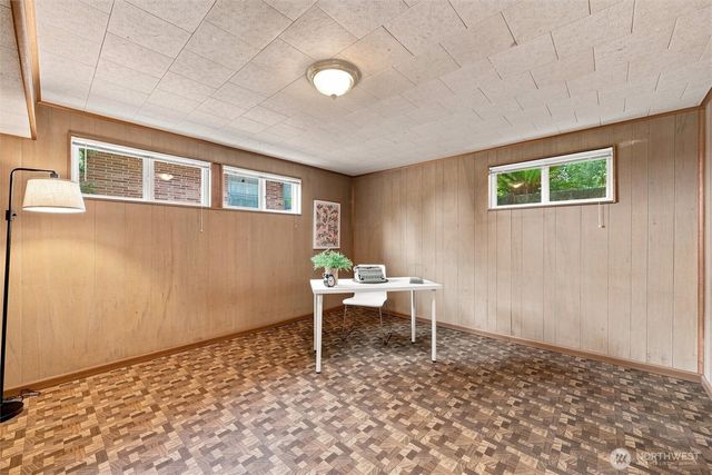 4806 Purdue Avenue NE, Seattle, WA 98105