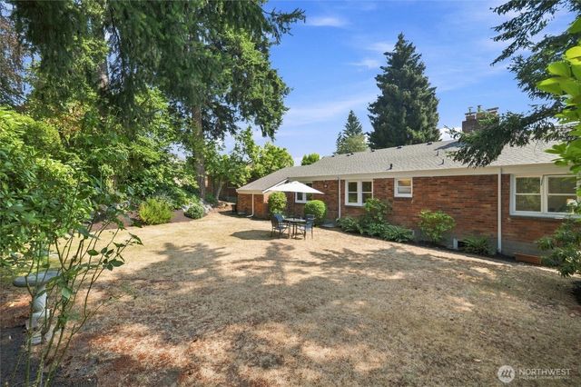 4806 Purdue Avenue NE, Seattle, WA 98105