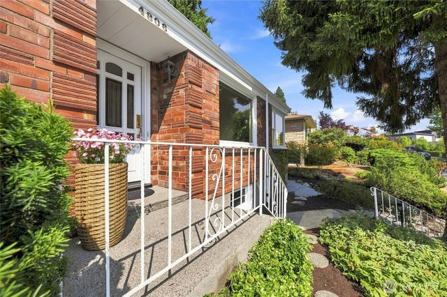 4806 Purdue Avenue NE, Seattle, WA 98105