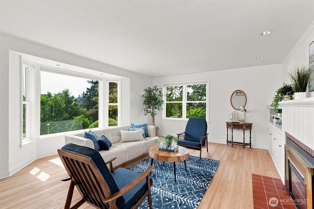 4806 Purdue Avenue NE, Seattle, WA 98105