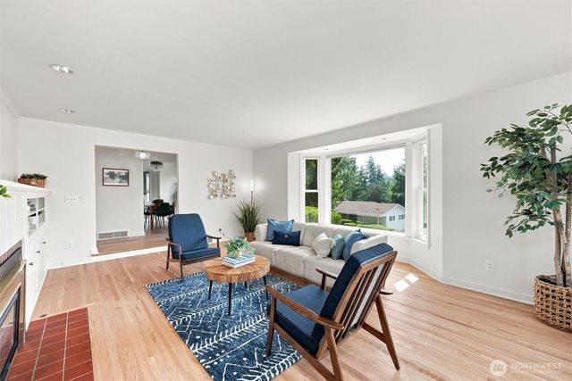 4806 Purdue Avenue NE, Seattle, WA 98105