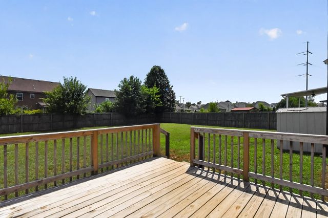 1004 Dwight Eisenhower Way, Clarksville, TN 37042