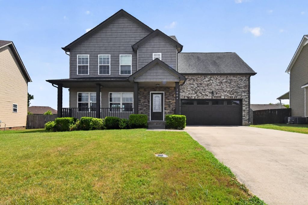 1004 Dwight Eisenhower Way, Clarksville, TN 37042