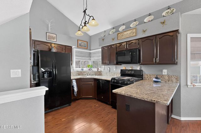 12122 CHATO VILLA Drive, El Paso, TX 79936