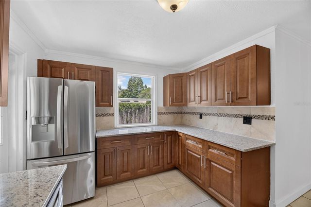 1005 E FLORA STREET, Tampa, FL 33604