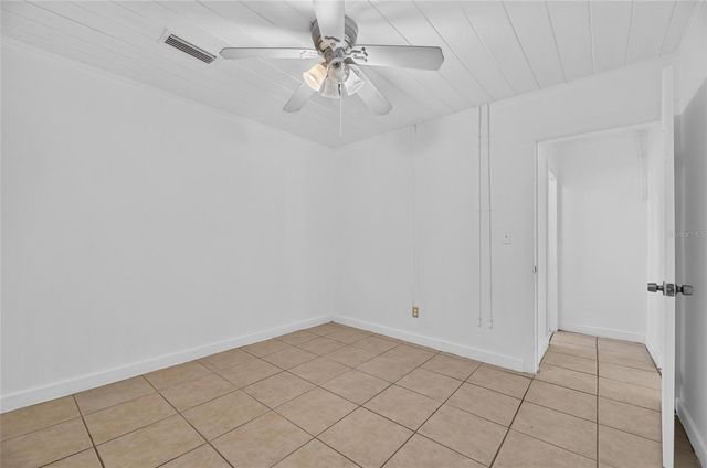 1005 E FLORA STREET, Tampa, FL 33604