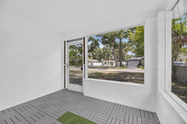 1005 E FLORA STREET, Tampa, FL 33604