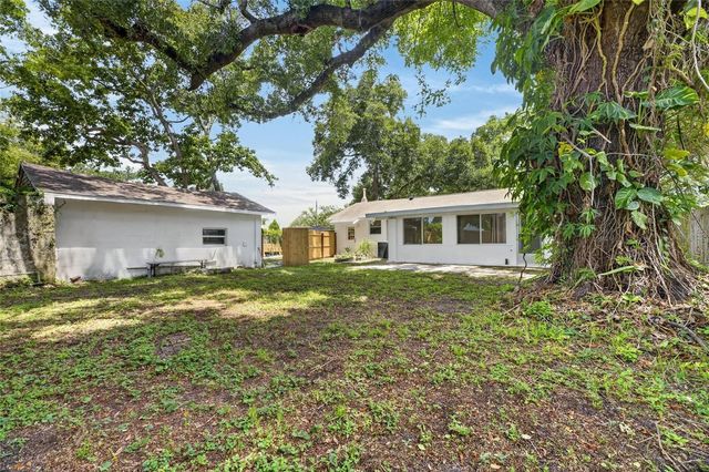 1005 E FLORA STREET, Tampa, FL 33604