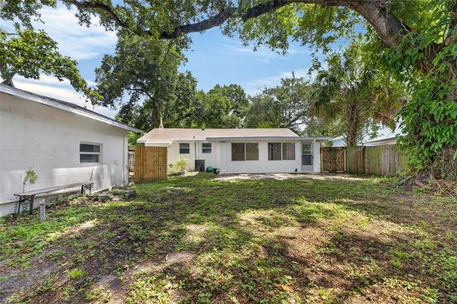1005 E FLORA STREET, Tampa, FL 33604