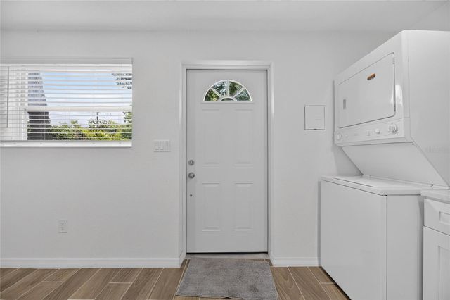 1005 E FLORA STREET, Tampa, FL 33604