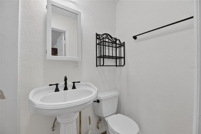 1005 E FLORA STREET, Tampa, FL 33604