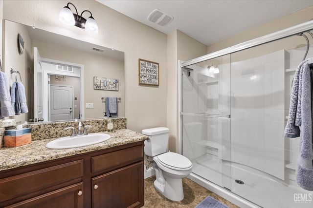 9223 Laurel Meadows Lane, Shafter, CA 93263