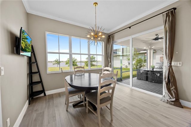 953 Hookline Circle, Loxahatchee, FL 33470