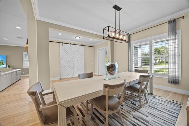 953 Hookline Circle, Loxahatchee, FL 33470