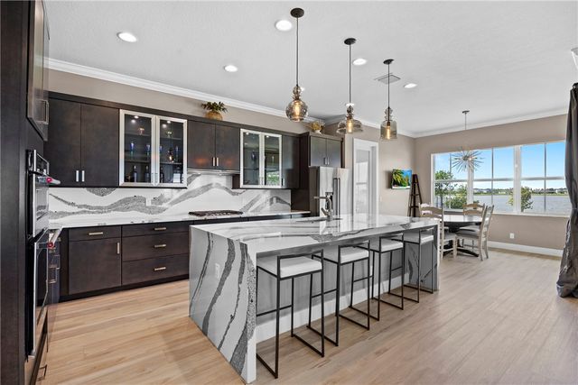 953 Hookline Circle, Loxahatchee, FL 33470