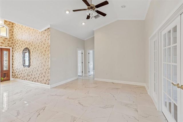 4012 Woodcrest Lane, Lake Charles, LA 70605