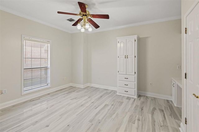 4012 Woodcrest Lane, Lake Charles, LA 70605