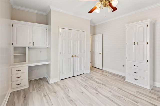 4012 Woodcrest Lane, Lake Charles, LA 70605