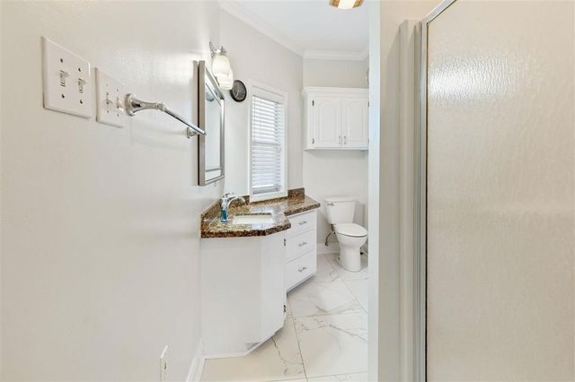 4012 Woodcrest Lane, Lake Charles, LA 70605