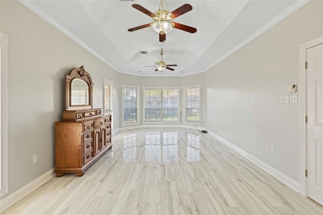 4012 Woodcrest Lane, Lake Charles, LA 70605