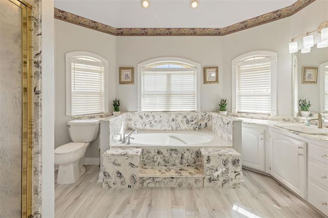 4012 Woodcrest Lane, Lake Charles, LA 70605