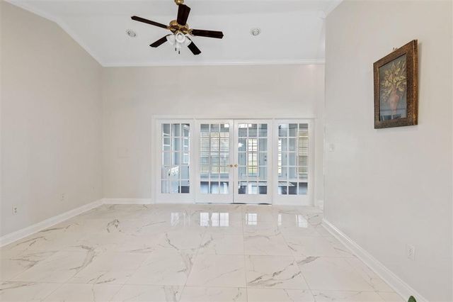 4012 Woodcrest Lane, Lake Charles, LA 70605