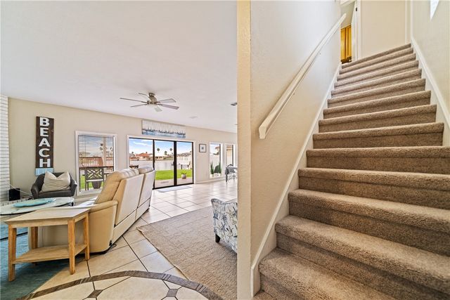 13901 Eaglesnest Bay Dr, Corpus Christi, TX 78418
