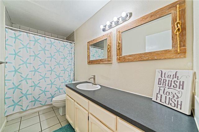 13901 Eaglesnest Bay Dr, Corpus Christi, TX 78418