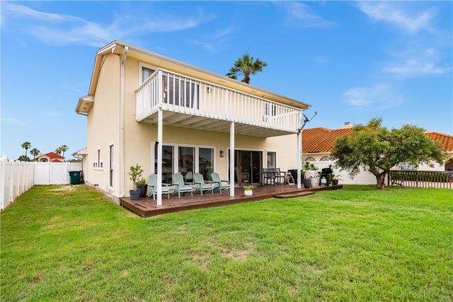 13901 Eaglesnest Bay Dr, Corpus Christi, TX 78418