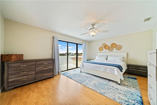 13901 Eaglesnest Bay Dr, Corpus Christi, TX 78418