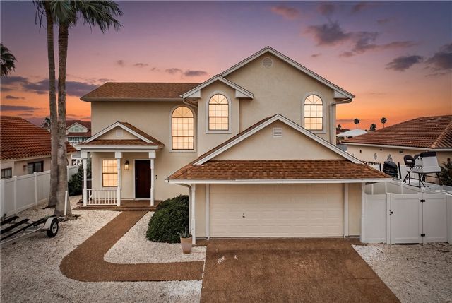 13901 Eaglesnest Bay Dr, Corpus Christi, TX 78418