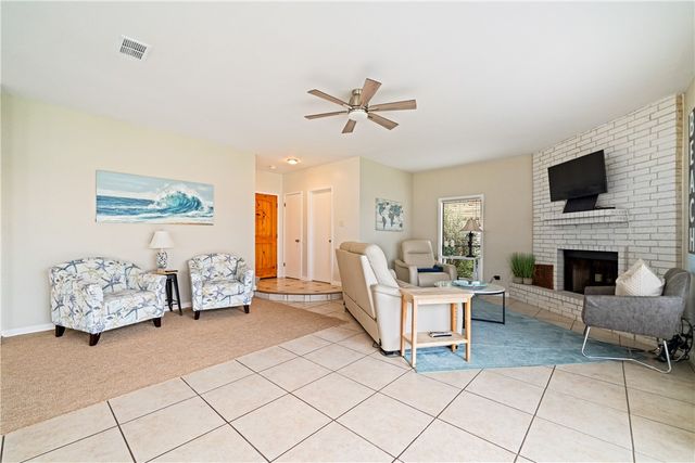 13901 Eaglesnest Bay Dr, Corpus Christi, TX 78418
