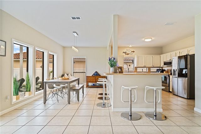 13901 Eaglesnest Bay Dr, Corpus Christi, TX 78418