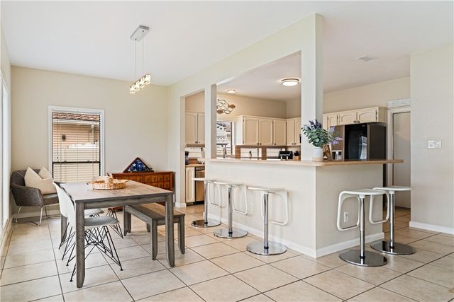 13901 Eaglesnest Bay Dr, Corpus Christi, TX 78418