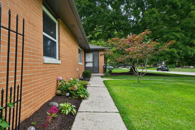 83 Ceramic Drive, Columbus, OH 43214