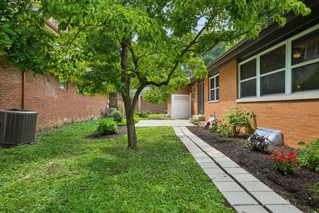 83 Ceramic Drive, Columbus, OH 43214