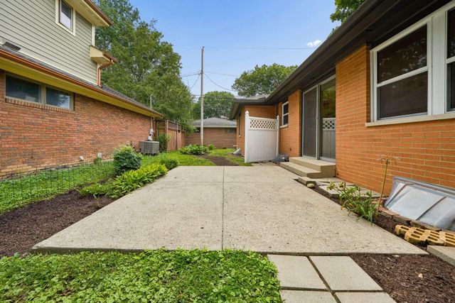 83 Ceramic Drive, Columbus, OH 43214
