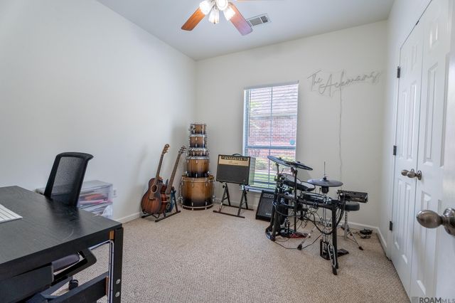 8977 Lake Mist Ave, Baton Rouge, LA 70810