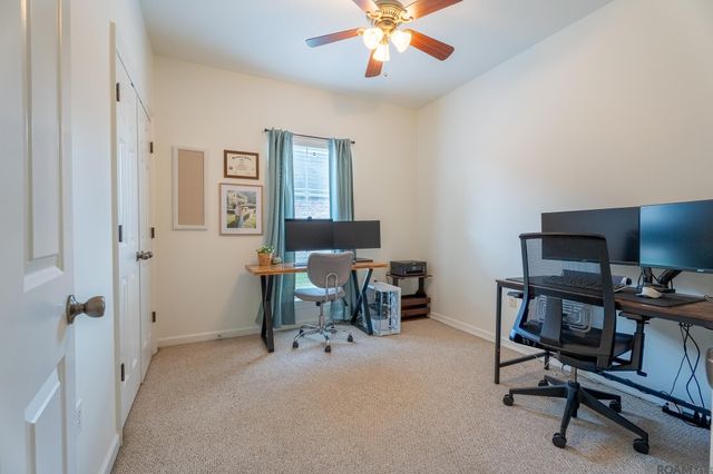 8977 Lake Mist Ave, Baton Rouge, LA 70810