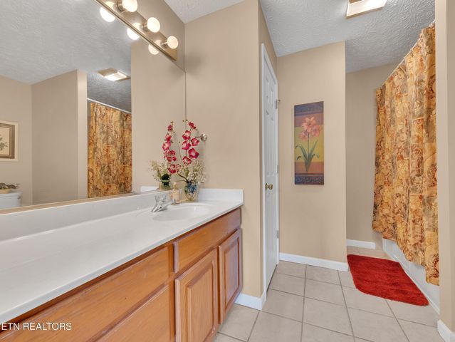 708 Chambers Way, Knoxville, TN 37920